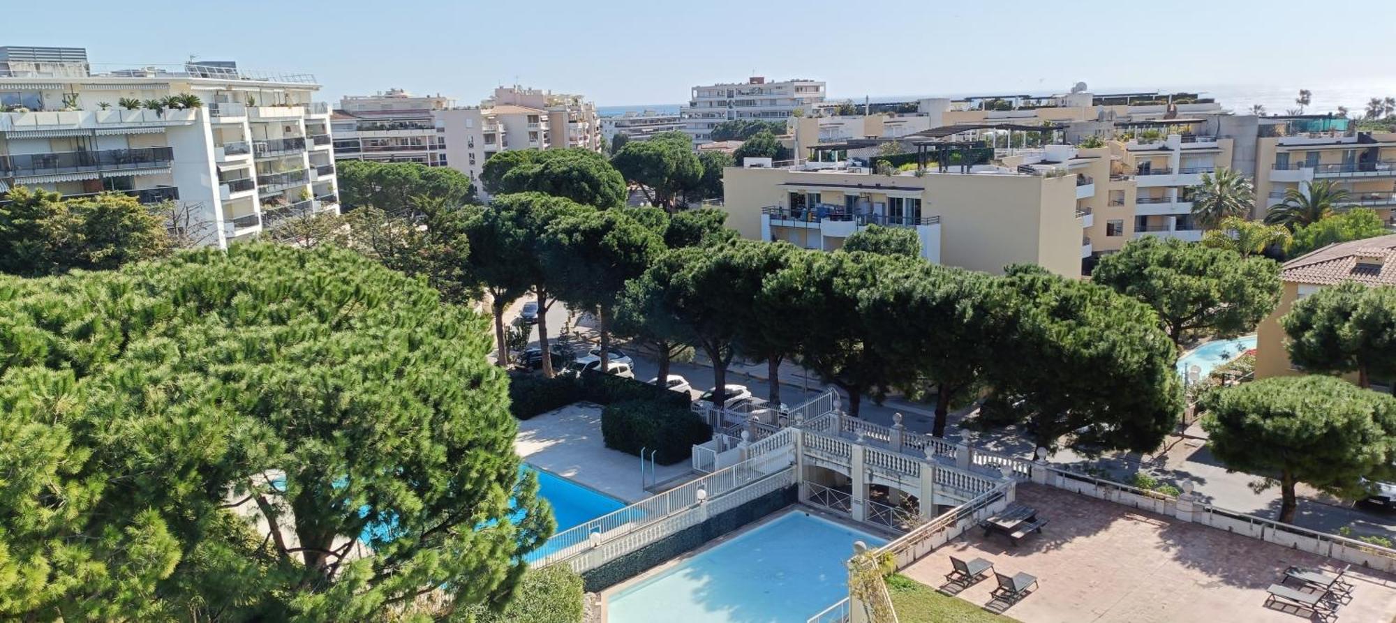 Charmant Studio A Cros De Cagnes Exterior foto